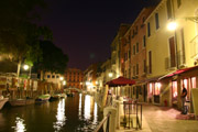 ヴェネツィアの運河と夜景
