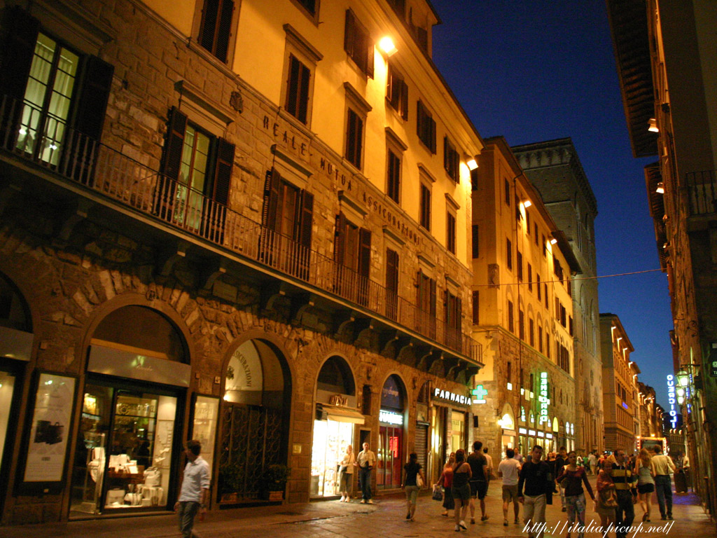フィレンツェの夜景